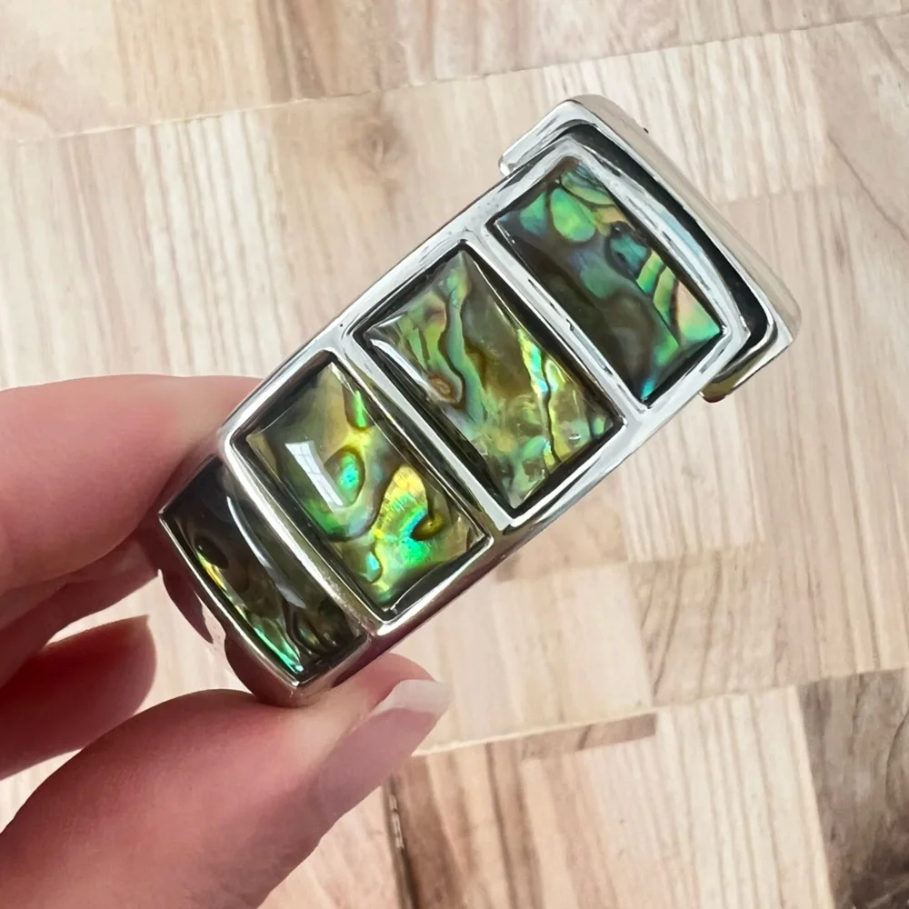 Vivani ladies silver tone and abalone cuff bracelet watch NEW BATTERY